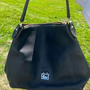 Dooney & Bourke classic black shoulder bag